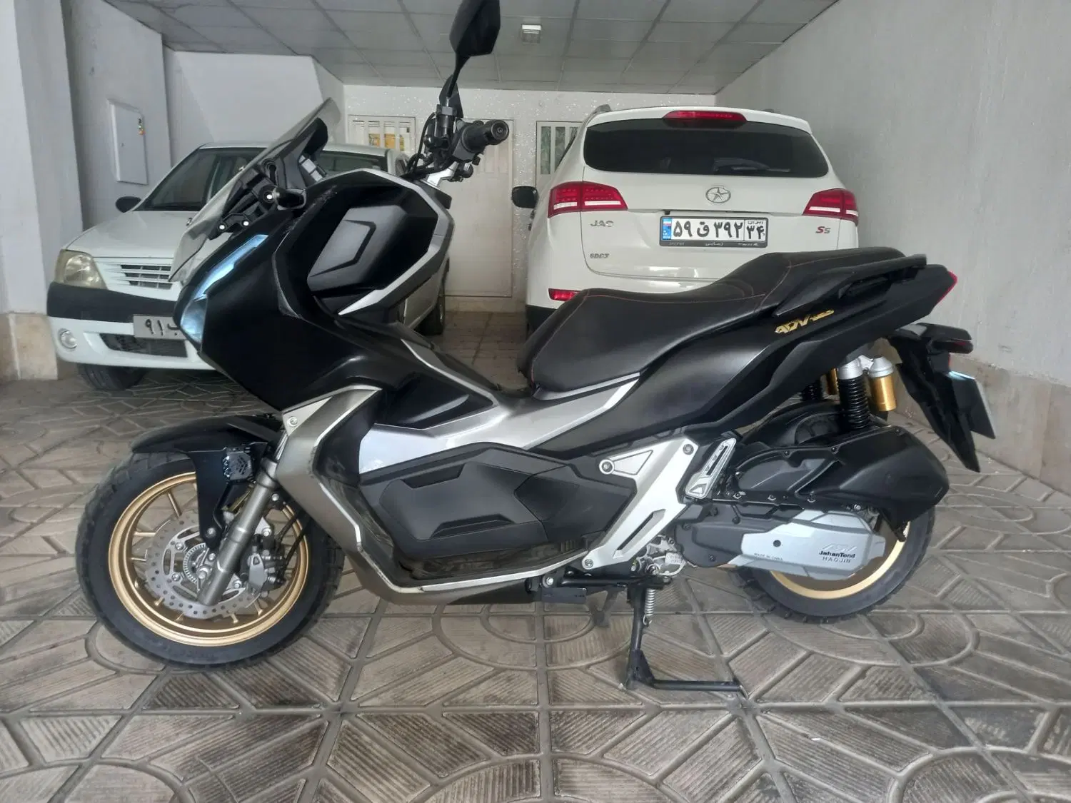 ADV 150|موتورسیکلت|شیراز, شهرک جماران|دیوار