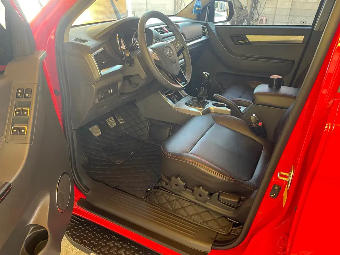 کی ام سی T8 شرایطی با چک صیادی|خودرو سواری و وانت|کرج, فاز ۱ مهرشهر|دیوار