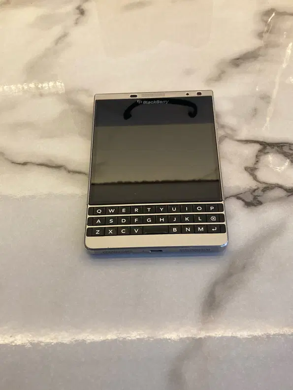 blackberry passport silver edition|موبایل|تهران, ایوانک|دیوار