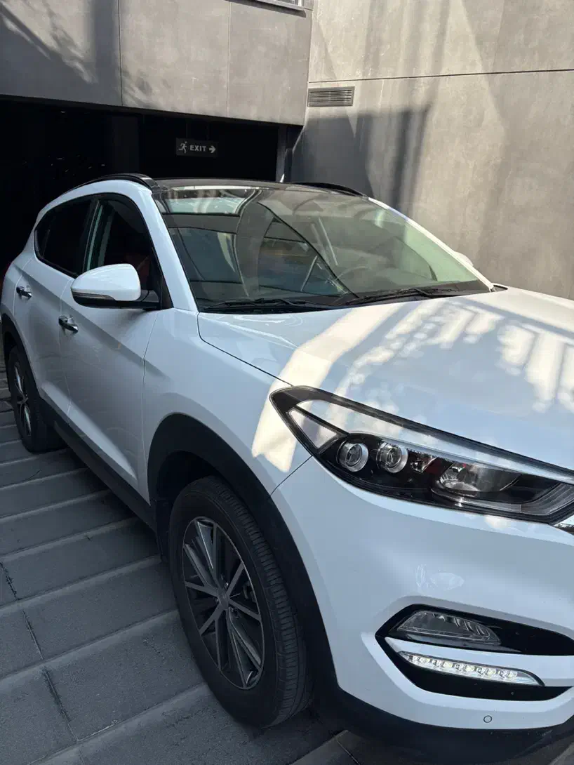 توسان ۲۰۱۷|خودرو سواری و وانت|تهران, ولنجک|دیوار