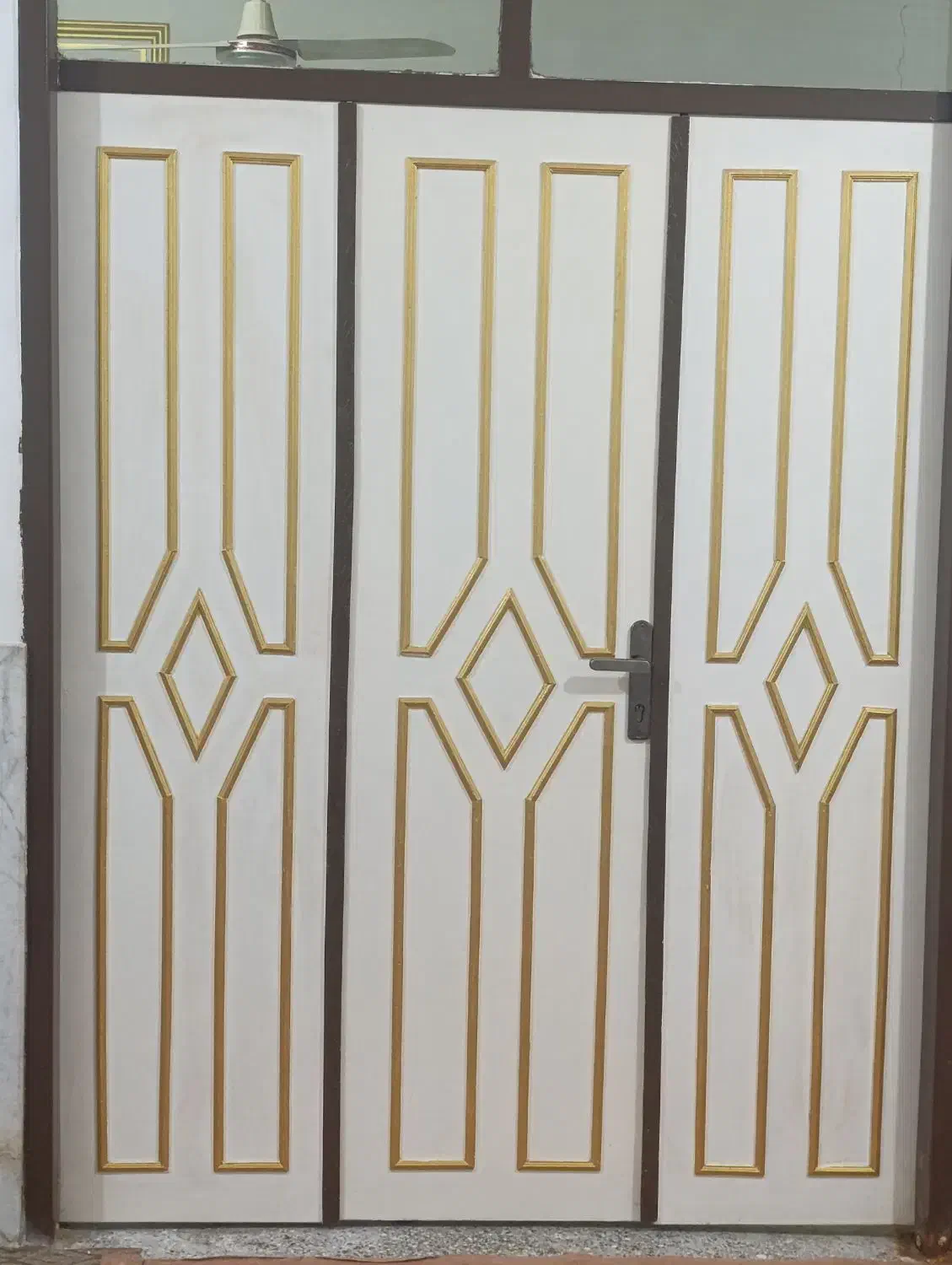 درب چوبی|مصالح و تجهیزات ساختمان|زابل, |دیوار