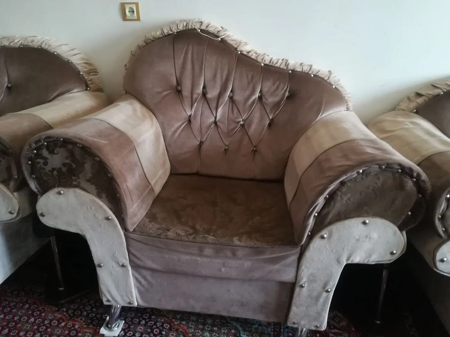 مبل|مبلمان خانگی و میز عسلی|دهگلان, |دیوار