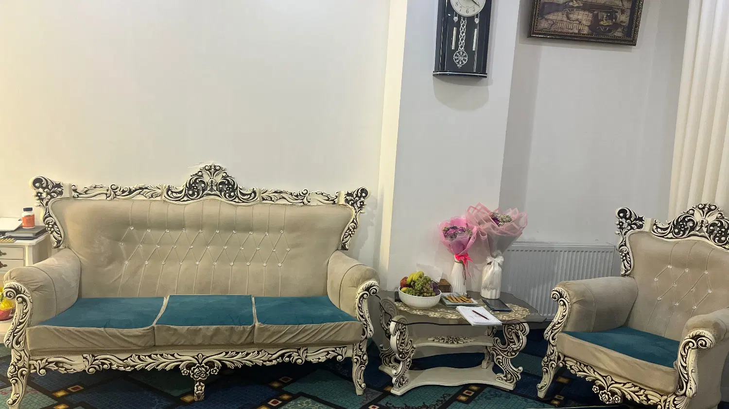 مبل|مبلمان خانگی و میز عسلی|اشتهارد, |دیوار