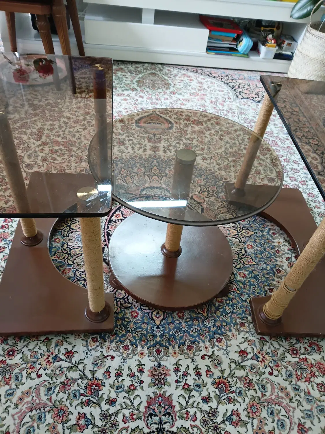 میزعسلی|مبلمان خانگی و میز عسلی|رشت, سعدی (تختی)|دیوار