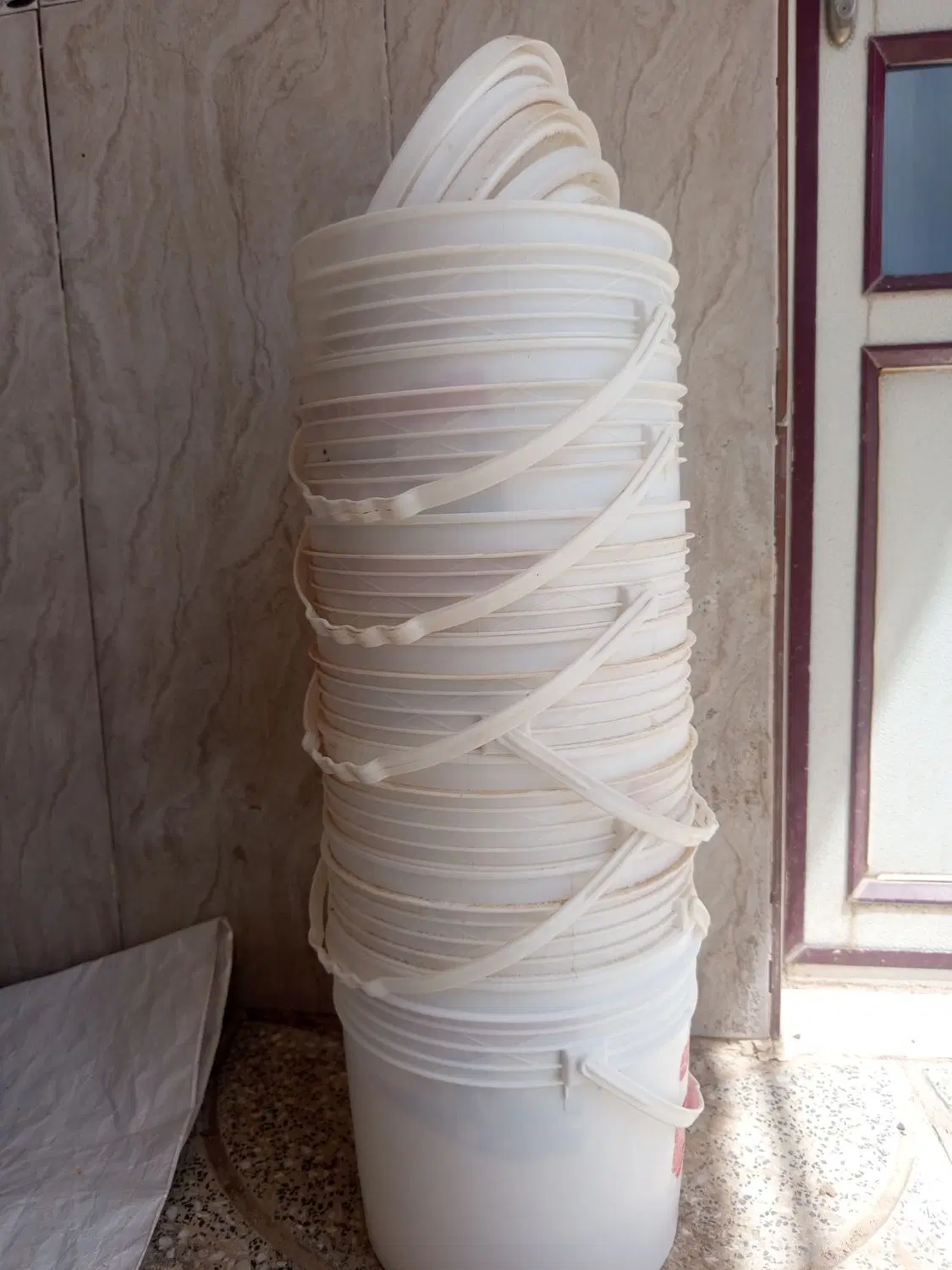 سطل|لوازم نظافت|قیدار, |دیوار