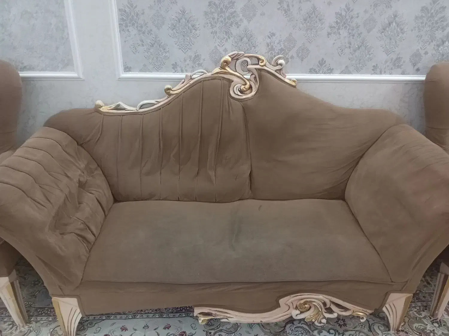 مبل|مبلمان خانگی و میز عسلی|گلبهار, شهر جدید گلبهار|دیوار