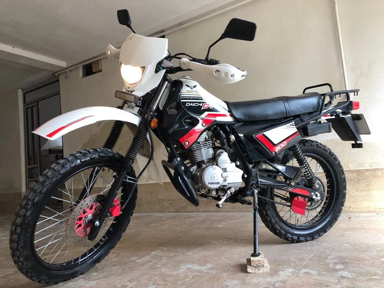 daichi dt 200cc|موتورسیکلت|تالش, هشتپر|دیوار