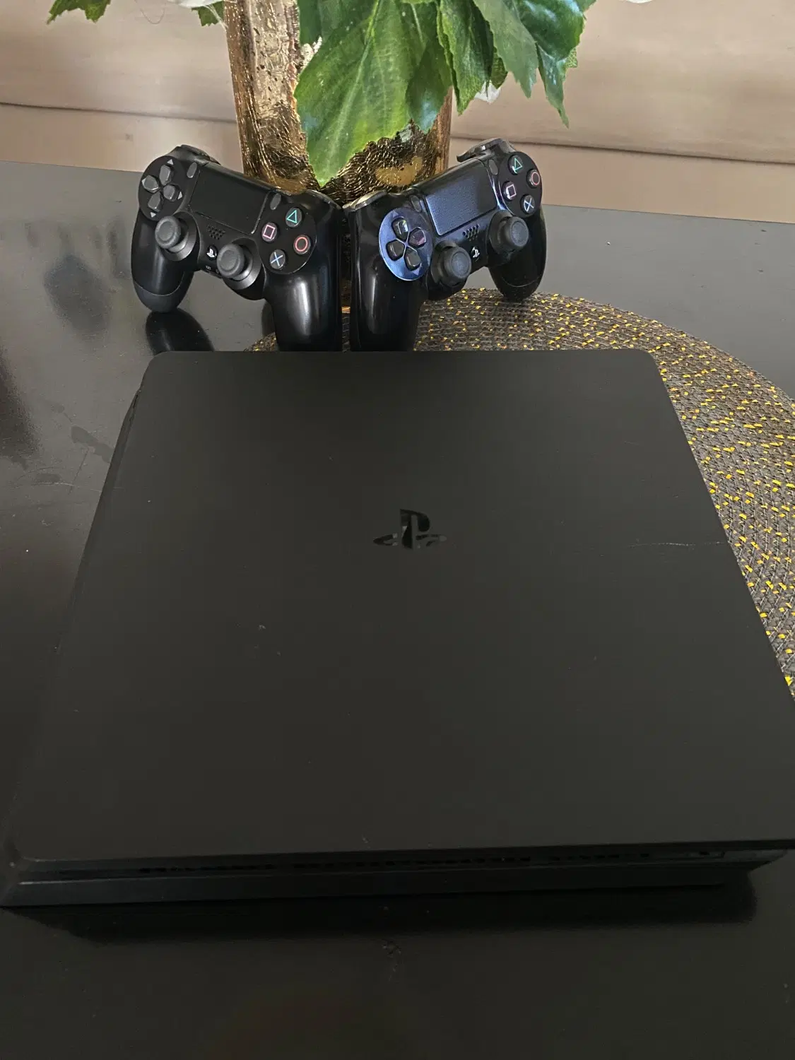 Ps4 Slim 500G دو دسته|کنسول، بازی ویدئویی و آنلاین|رشت, حاجی آباد|دیوار