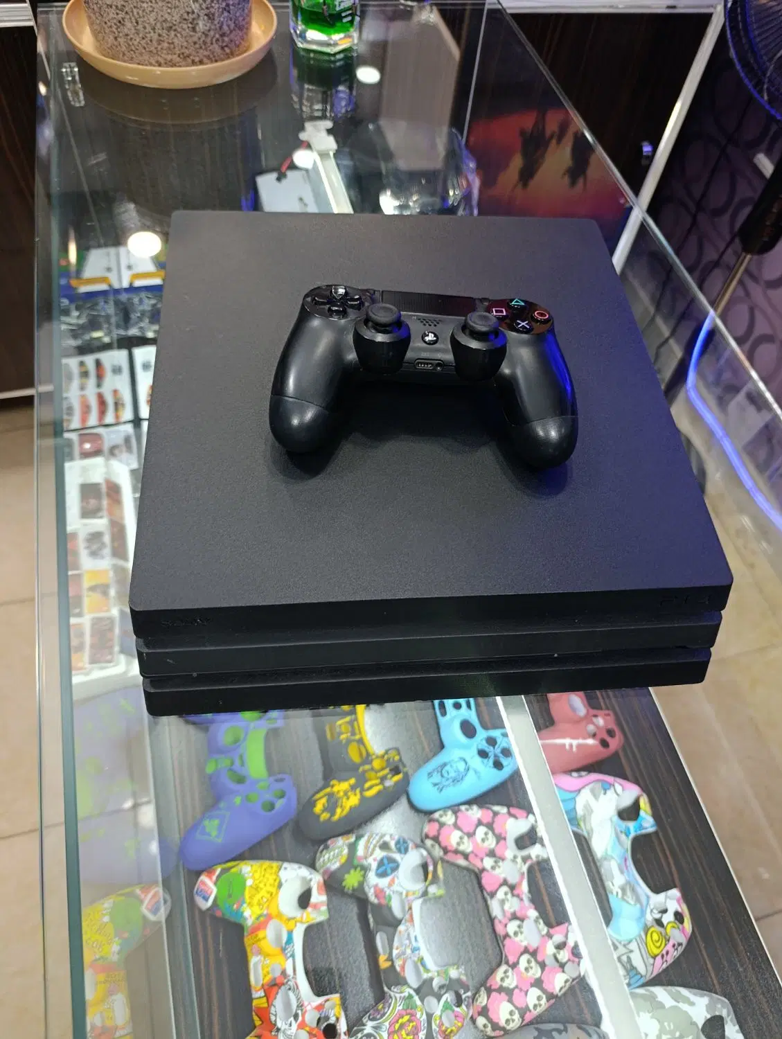 ps4 pro 1tra|کنسول، بازی ویدئویی و آنلاین|قدس, شهر‌قدس|دیوار