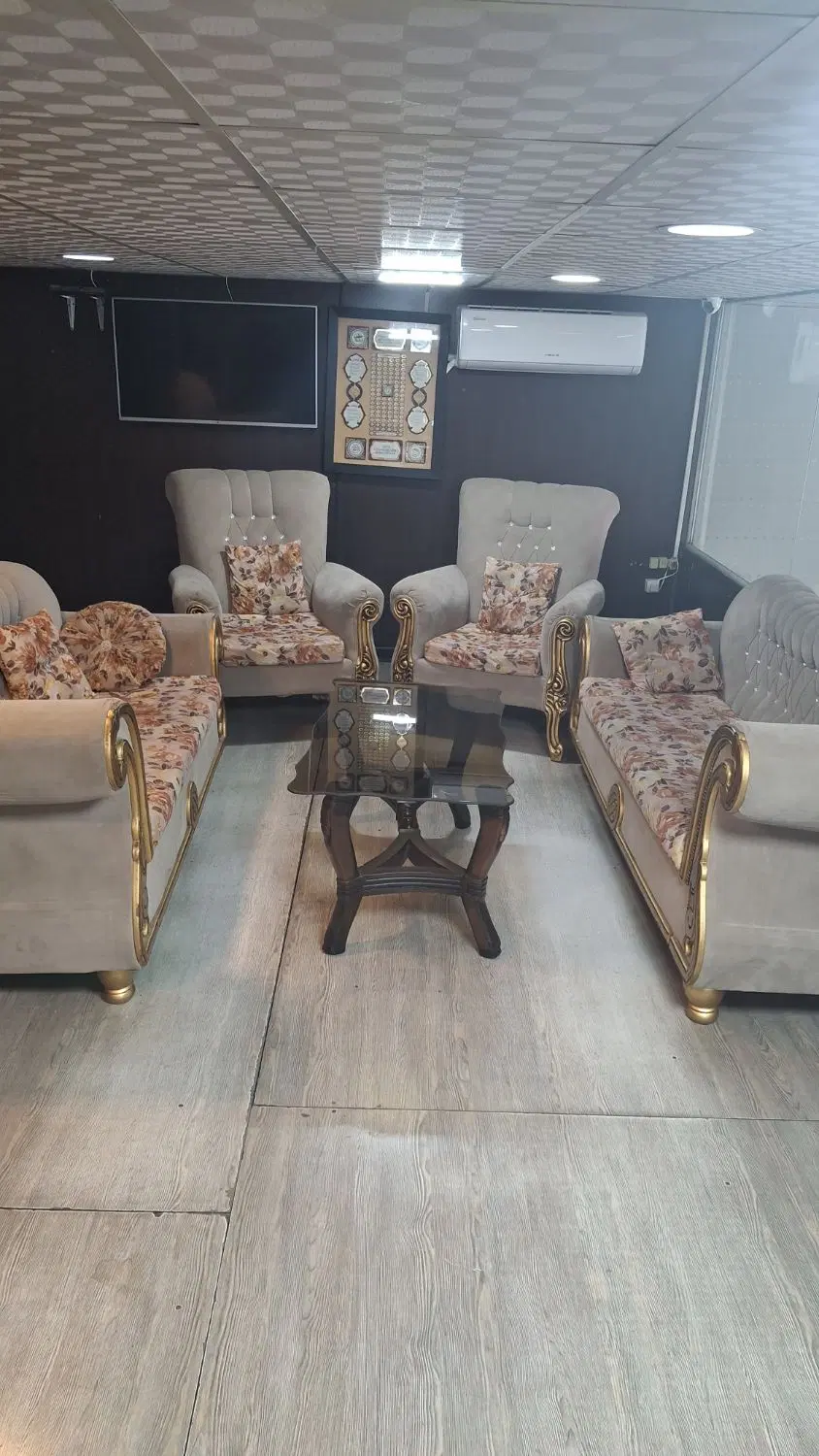 مبل راحتی|مبلمان خانگی و میز عسلی|کرج, دولتآباد|دیوار