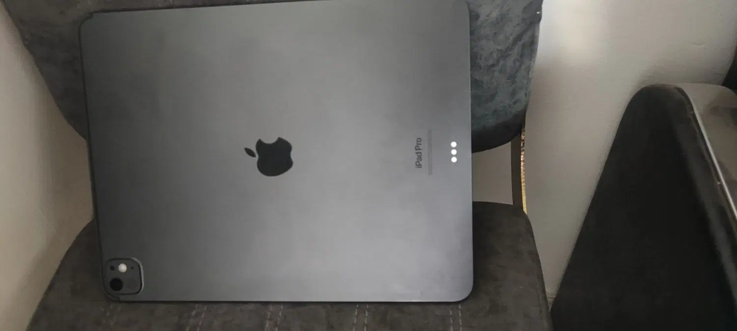 iPad Pro m4 13inch 2024|تبلت|اصفهان, خرم|دیوار