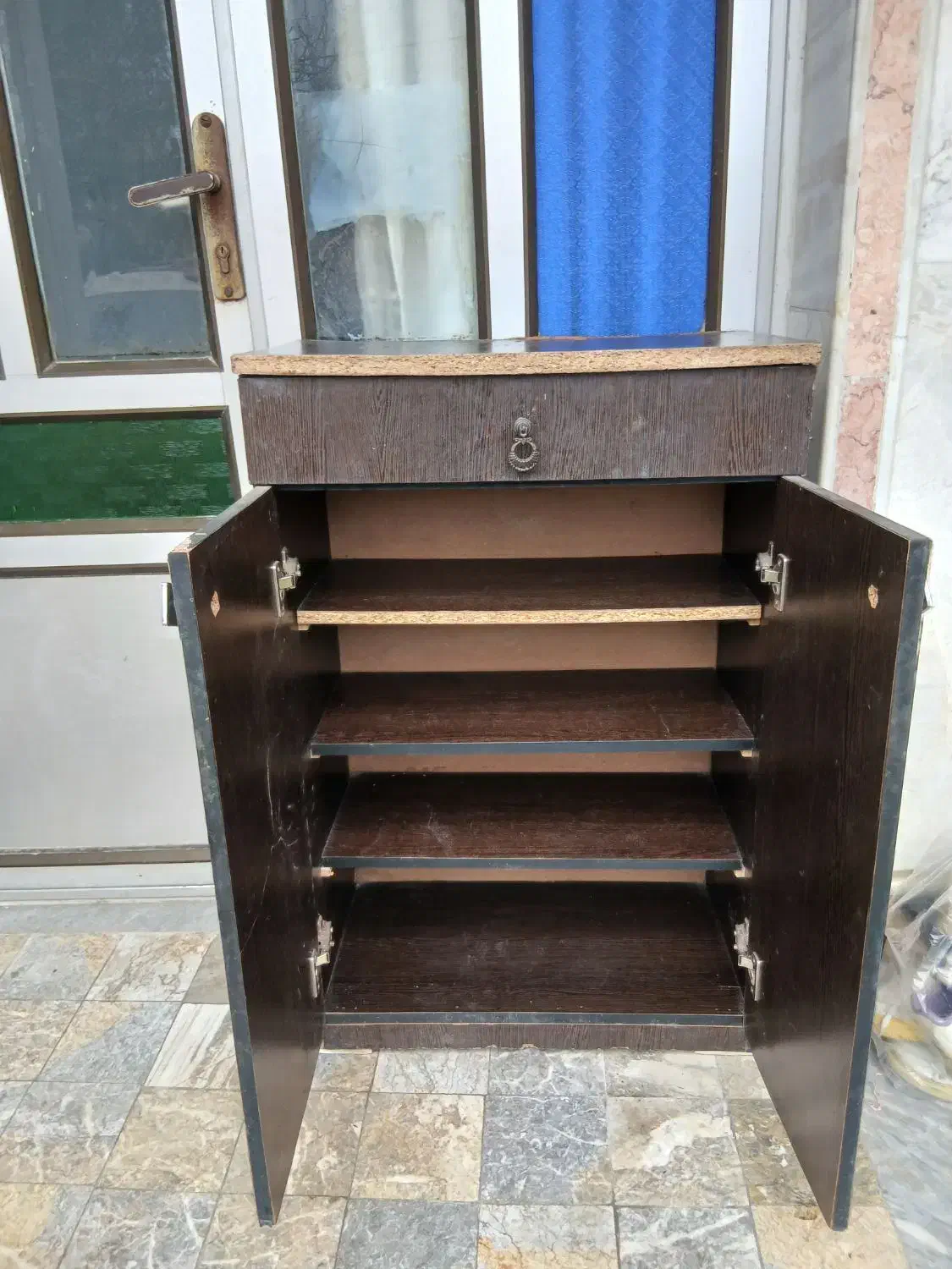 جاکفشی|جاکفشی، کمد، دراور|تنکابن, |دیوار