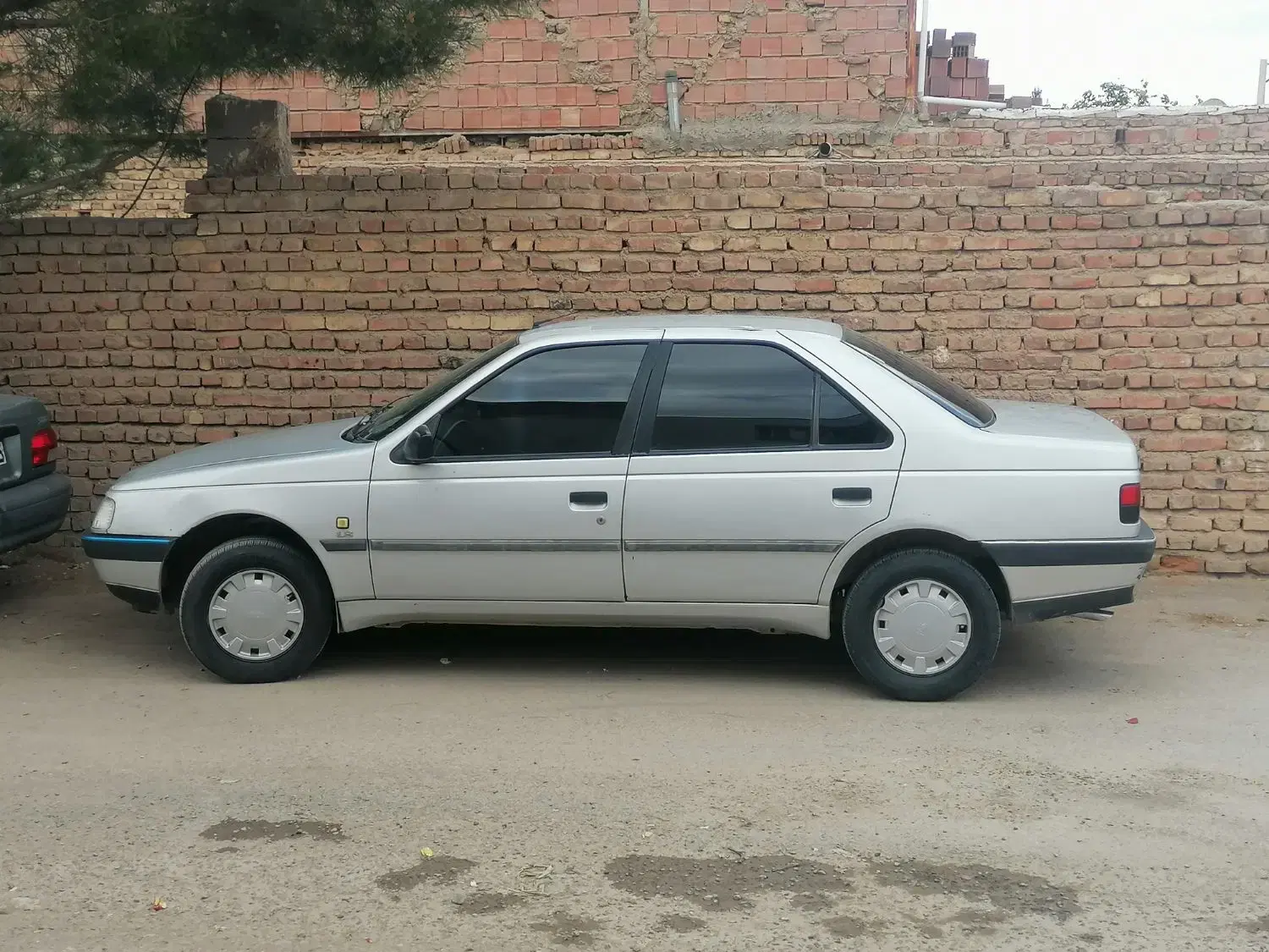 405 مدل 93|خودرو سواری و وانت|کرمان, |دیوار