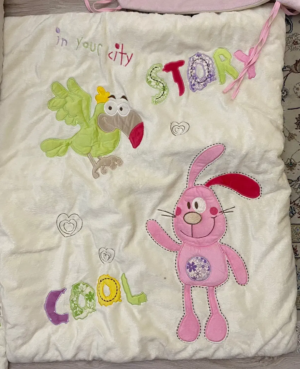 پتو|رختخواب، بالش، پتو|تهران, دبستان|دیوار