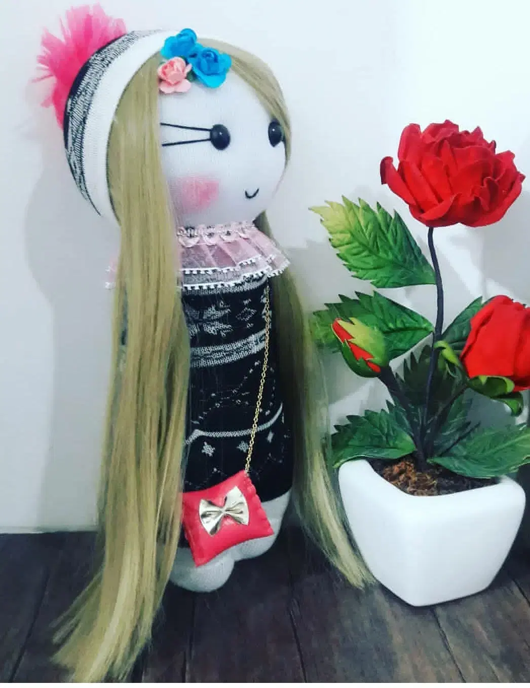 عروسک|اسباب‌‌بازی|نیشابور, بنیاد شهید|دیوار