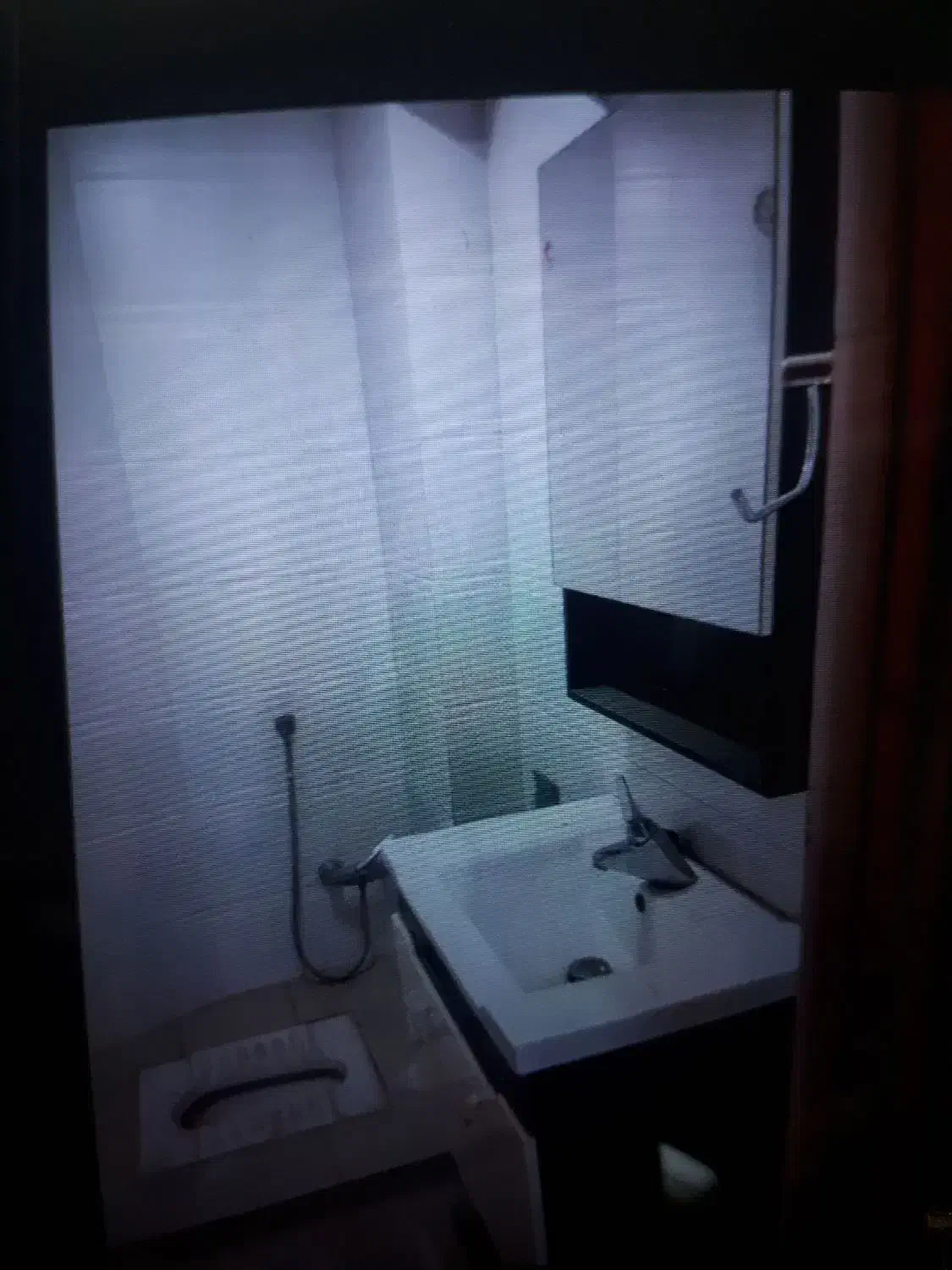 روشویی وکمد واینه|لوازم سرویس بهداشتی|شاندیز, |دیوار