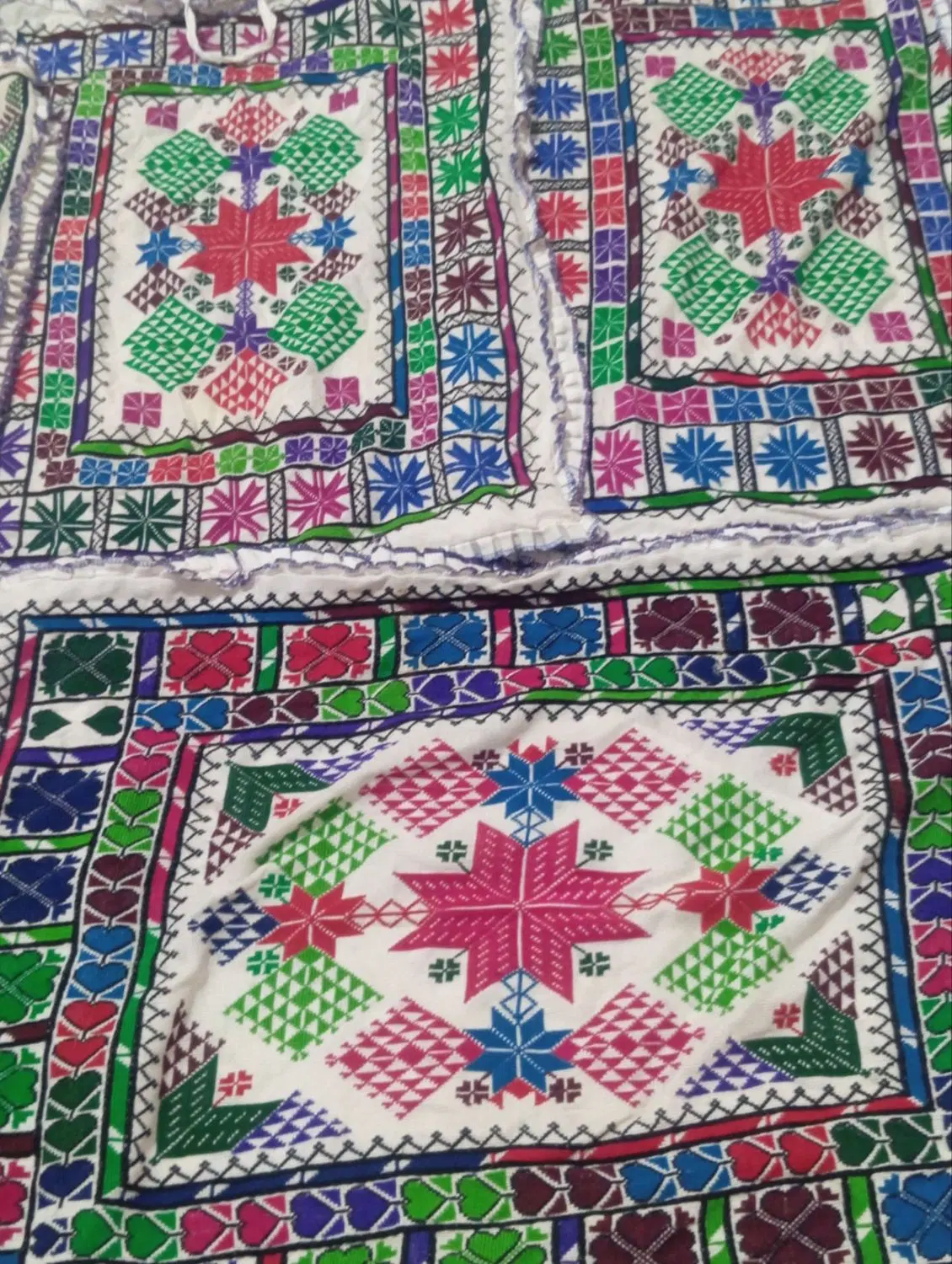 بالش|لباس|زاهدان, |دیوار