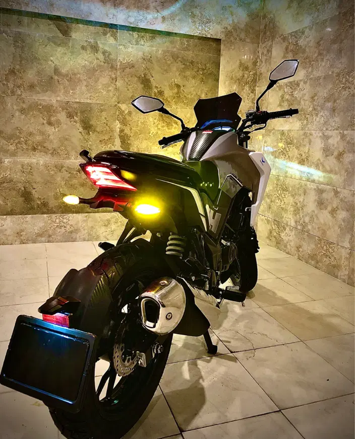 Na 180 1403|موتورسیکلت|شیراز, شهرک آرین|دیوار