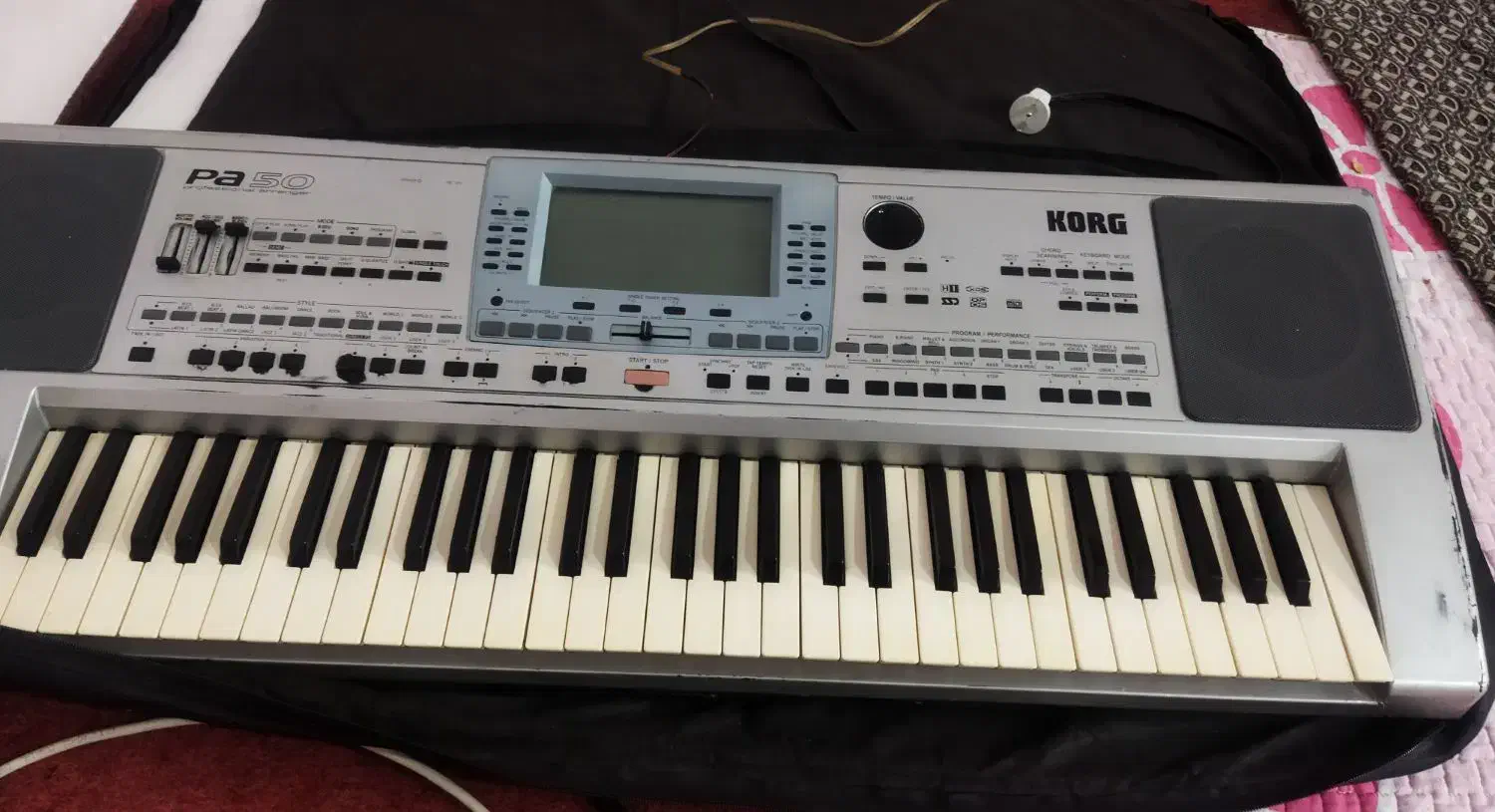 ارگ|پیانو، کیبورد، آکاردئون|شیروان (خراسان), |دیوار