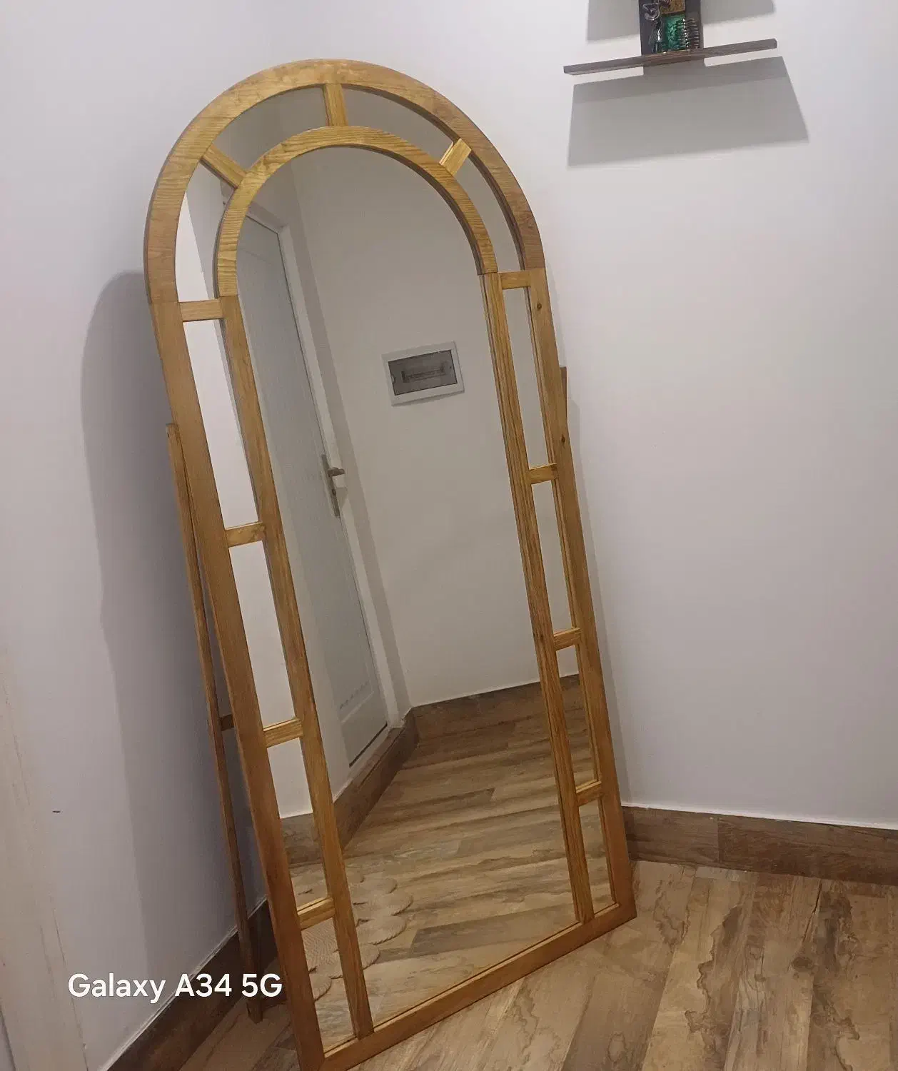 آینه قدی|آینه|پره‌سر, |دیوار