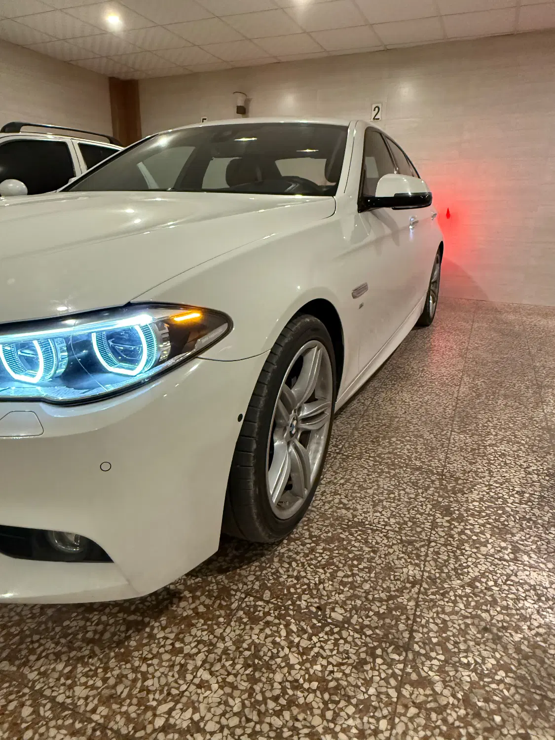 BMW 528|خودرو سواری و وانت|شیراز, فرهنگ شهر|دیوار