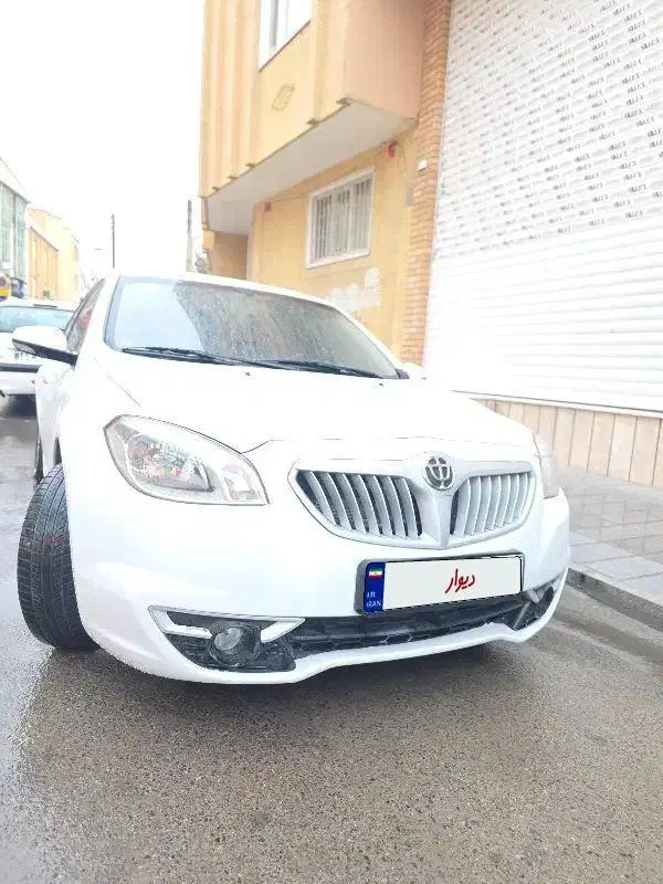 برلیانس 330|خودرو سواری و وانت|همدان, |دیوار