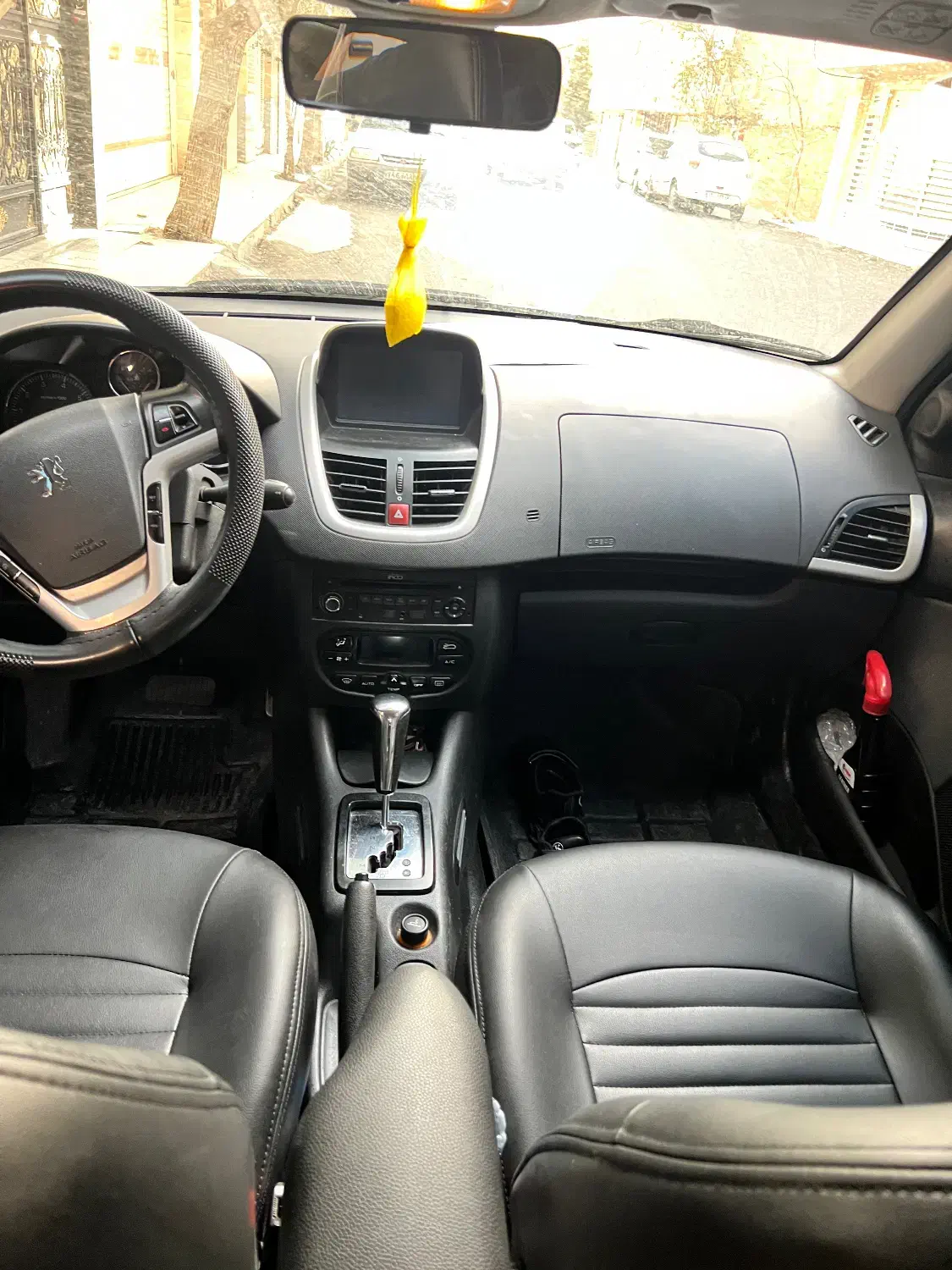 ۲۰۷ اتومات|خودرو سواری و وانت|قم, بنیاد|دیوار