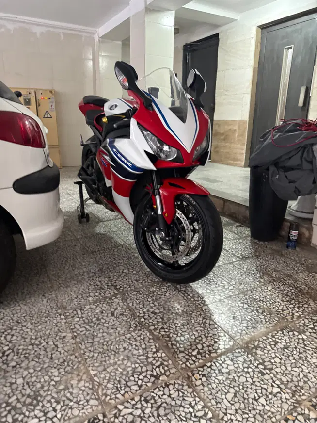 Cbr1000|موتورسیکلت|بندرعباس, |دیوار