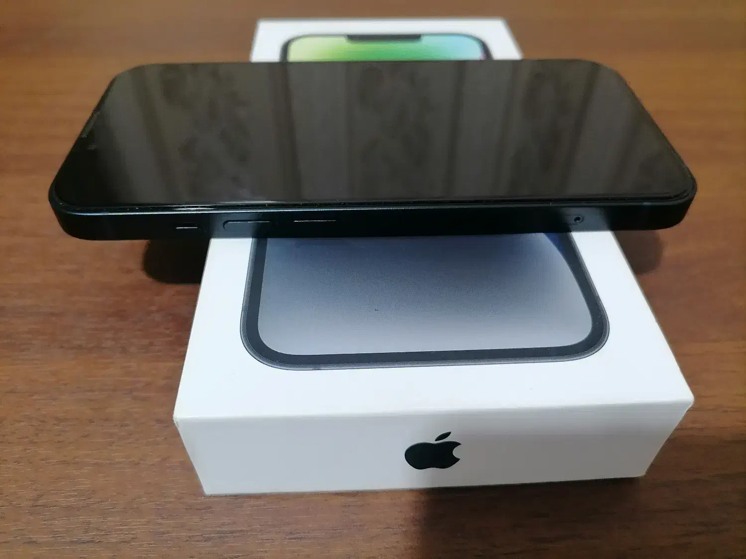 iPhone 14|موبایل|زرند, |دیوار