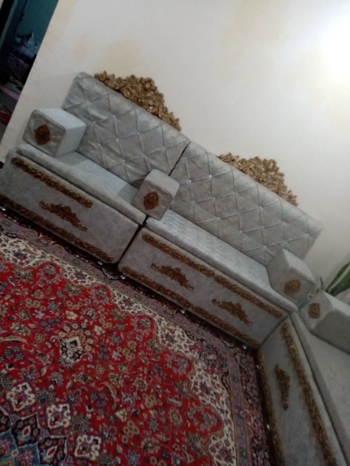 پشتی|پشتی|اهواز, معین زاده|دیوار