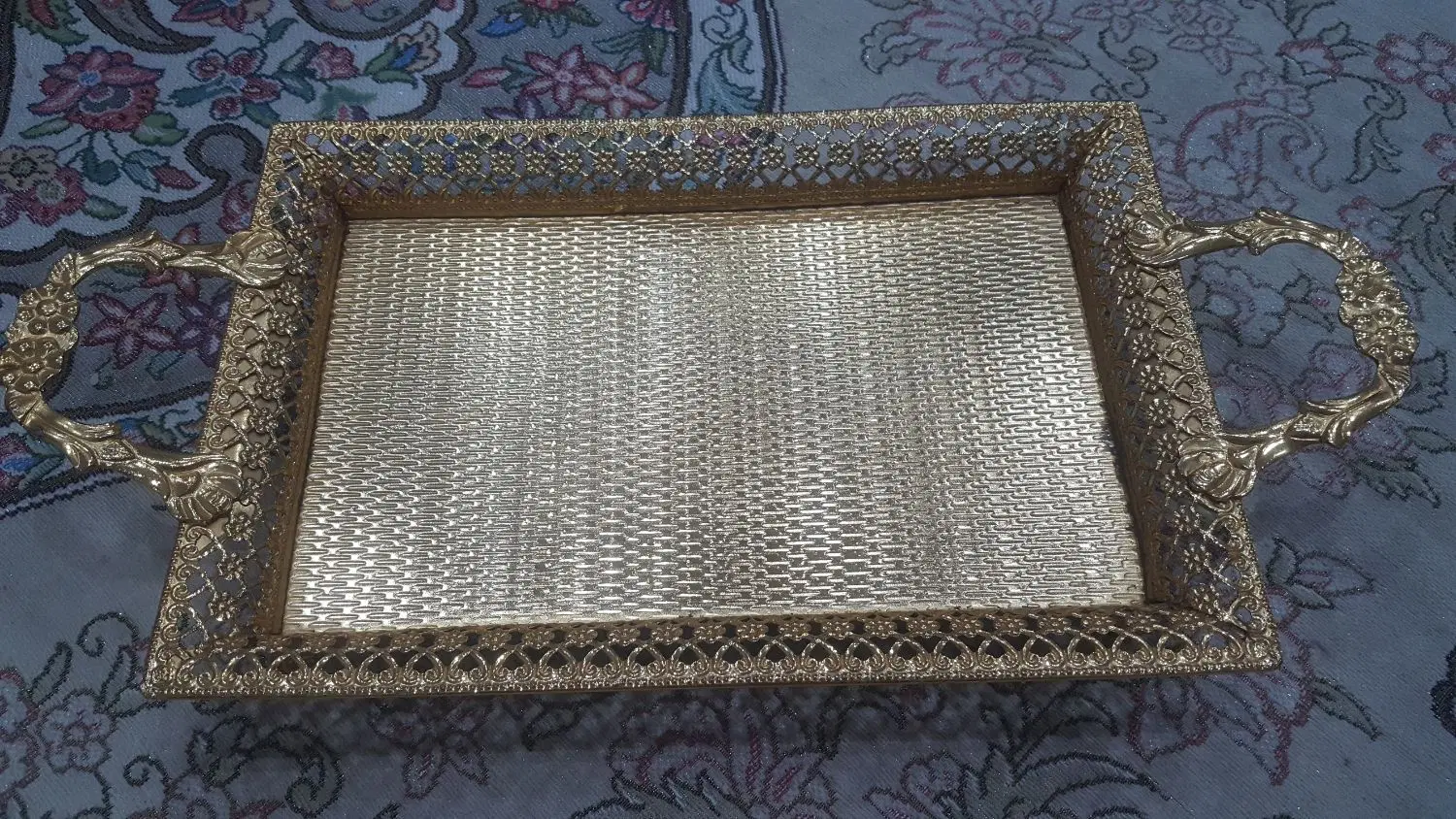 سینی|ظروف سرو و پذیرایی|کرج, گلستان|دیوار