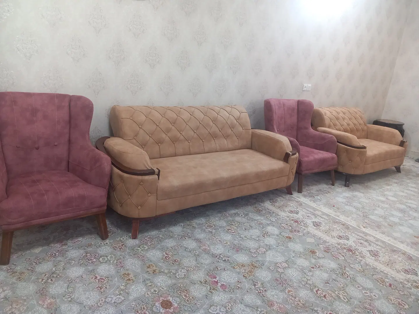 مبلمان|مبلمان خانگی و میز عسلی|زاهدان, |دیوار