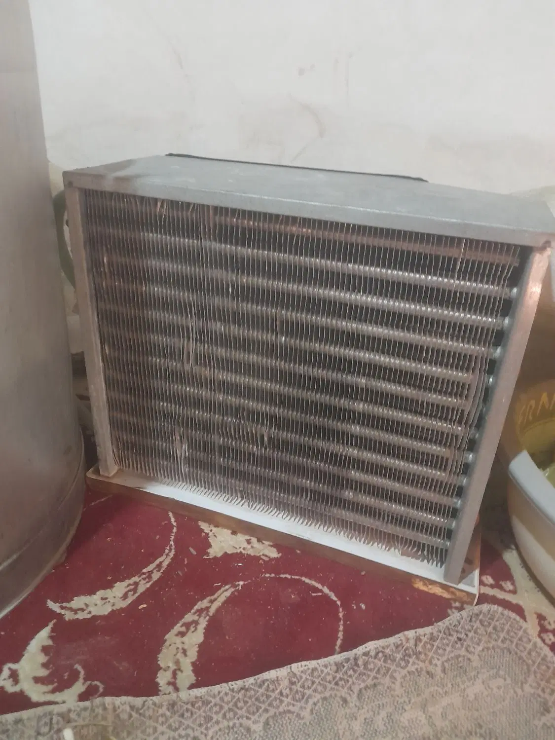 فروشی|ظروف پخت‌وپز|شمیل, |دیوار