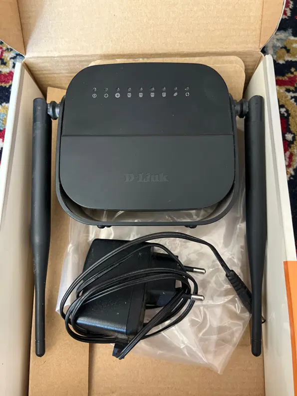 مودم D-link Dsl-124|مودم و تجهیزات شبکه|کرمان, |دیوار