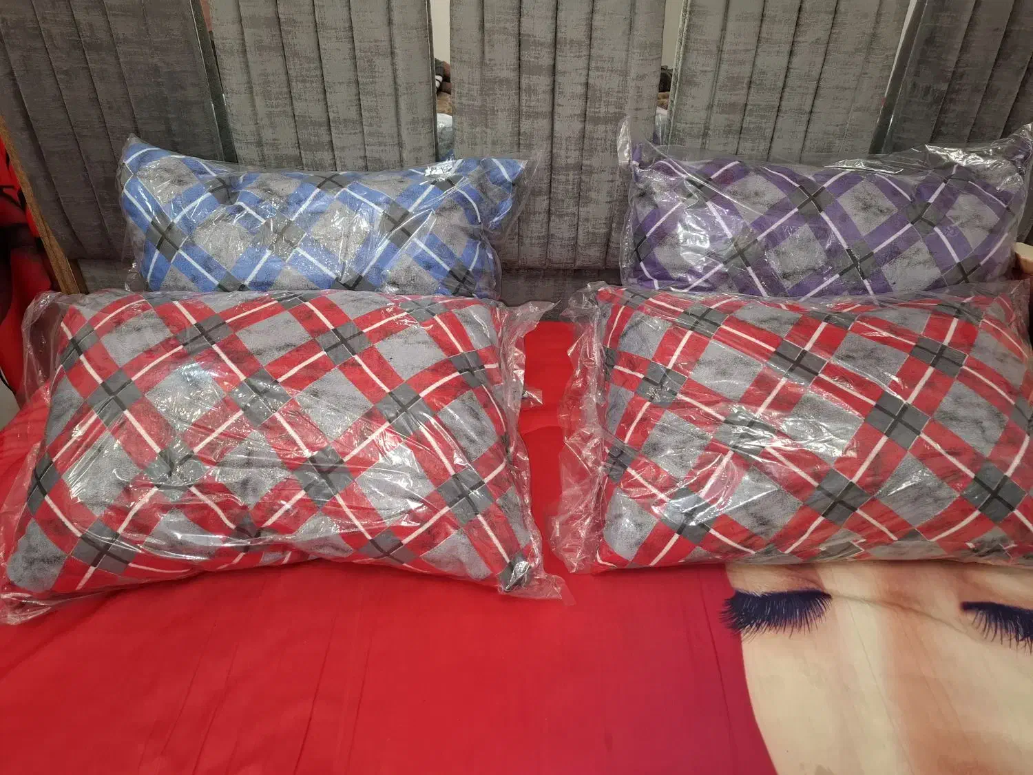 بالش|رختخواب، بالش، پتو|مشهد, شهرک امام هادی (شهرک غرب)|دیوار