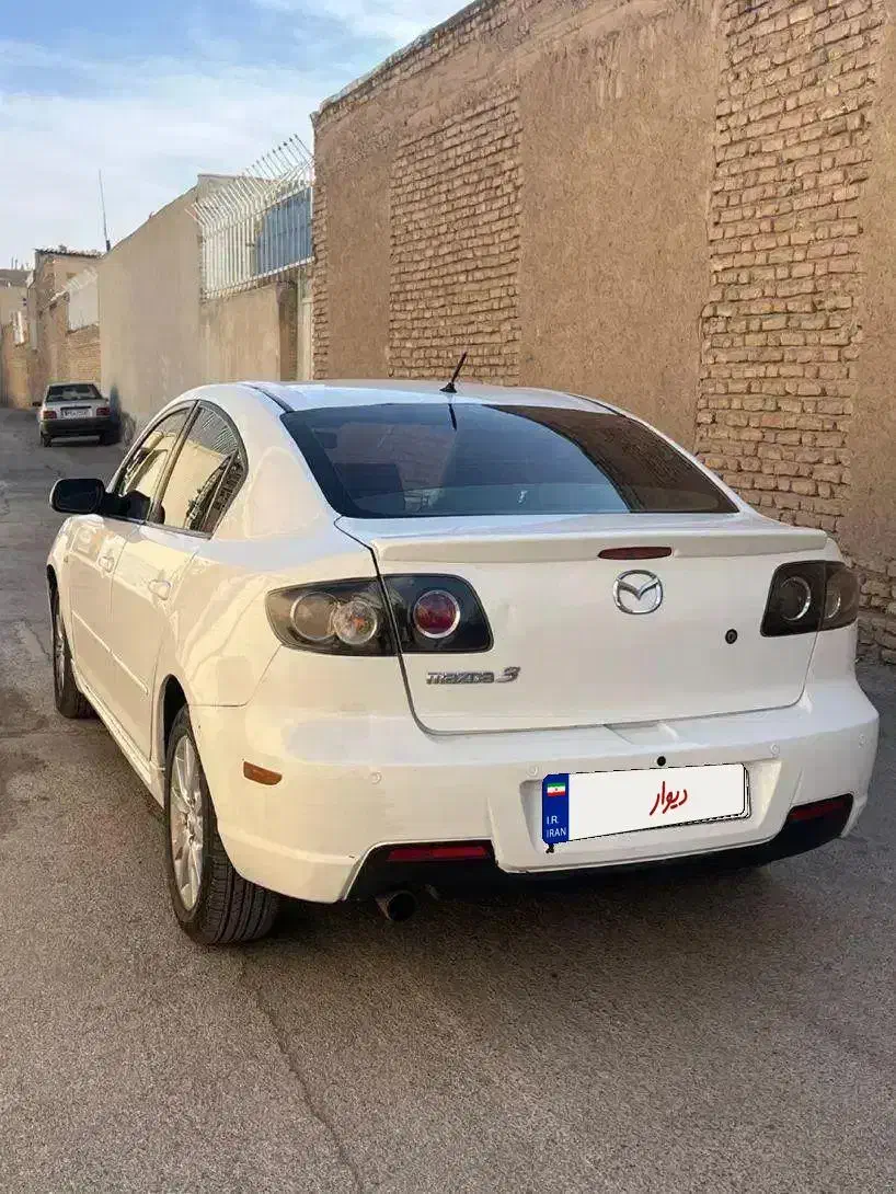 مزدا ۳|خودرو سواری و وانت|شهرضا, |دیوار