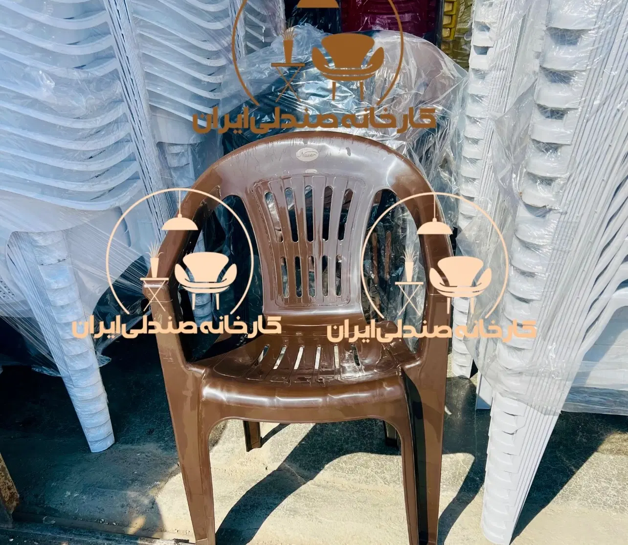 صندلی پلاستیکی طرح صادق نهارخوری هیت مدارس|میز و صندلی غذاخوری|تهران, نازیآباد|دیوار
