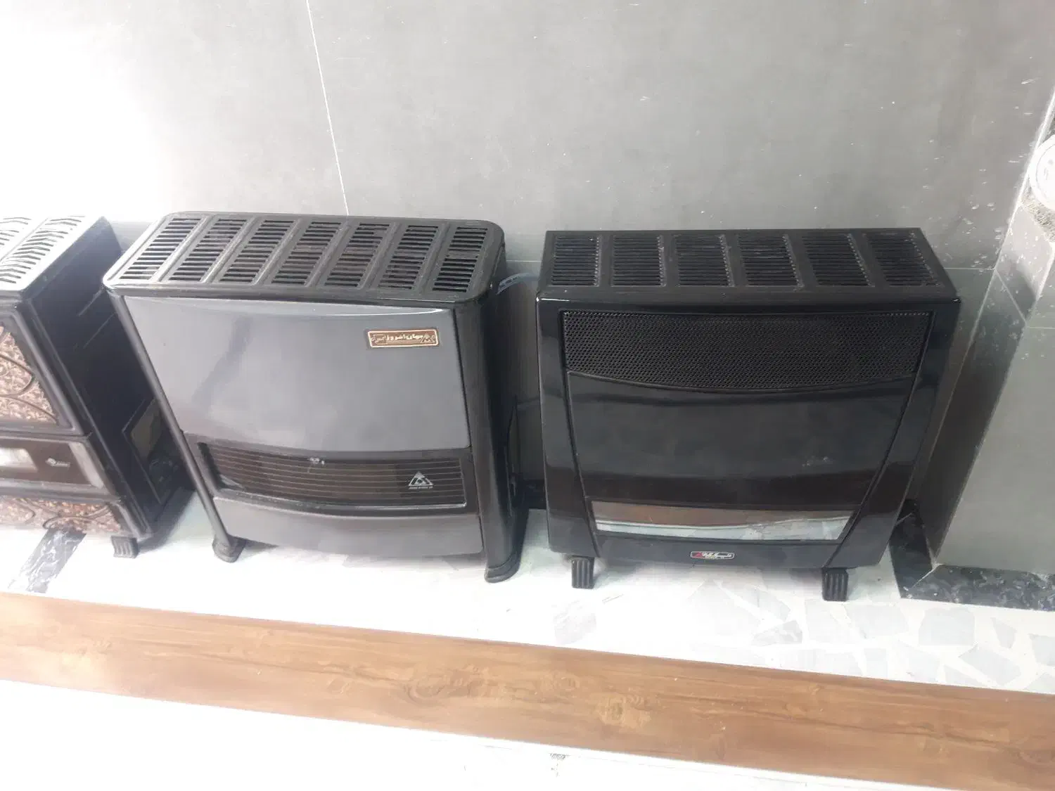 ۶عددبخاری|بخاری، هیتر، شومینه|رشت, عینک|دیوار