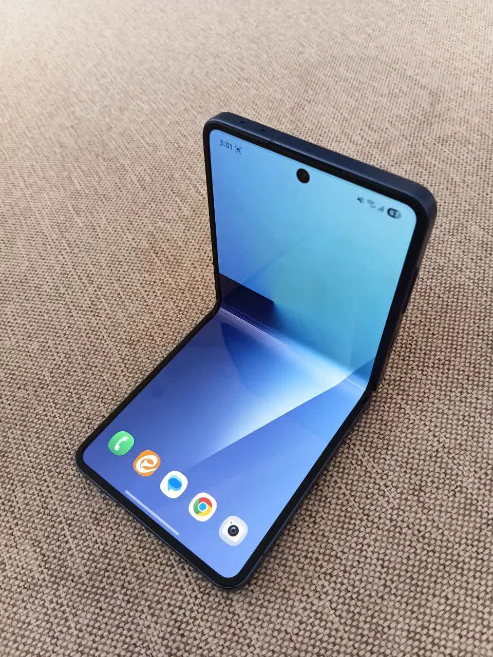 Samsung z flip 7 - 512gb|موبایل|قم, زنبیل آباد|دیوار