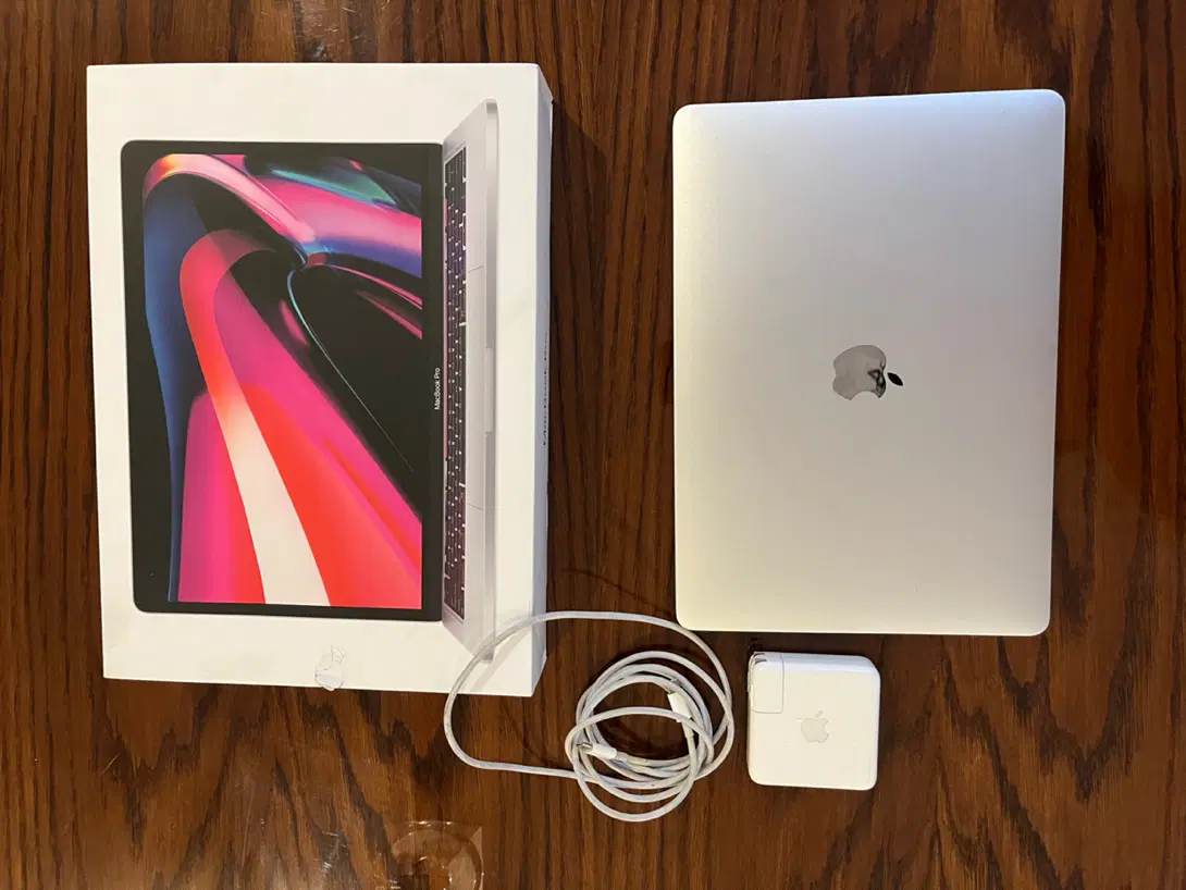 MacBook M1 256 gb ram 6|رایانه همراه|تهران, بهار|دیوار