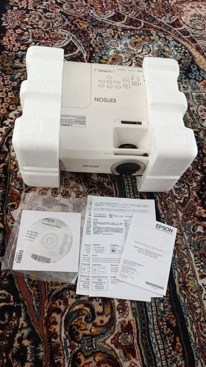 ویدیو پروژکتور اپسون Epson TW5300 در حد نو|تلویزیون و پروژکتور|کرمانشاه, |دیوار