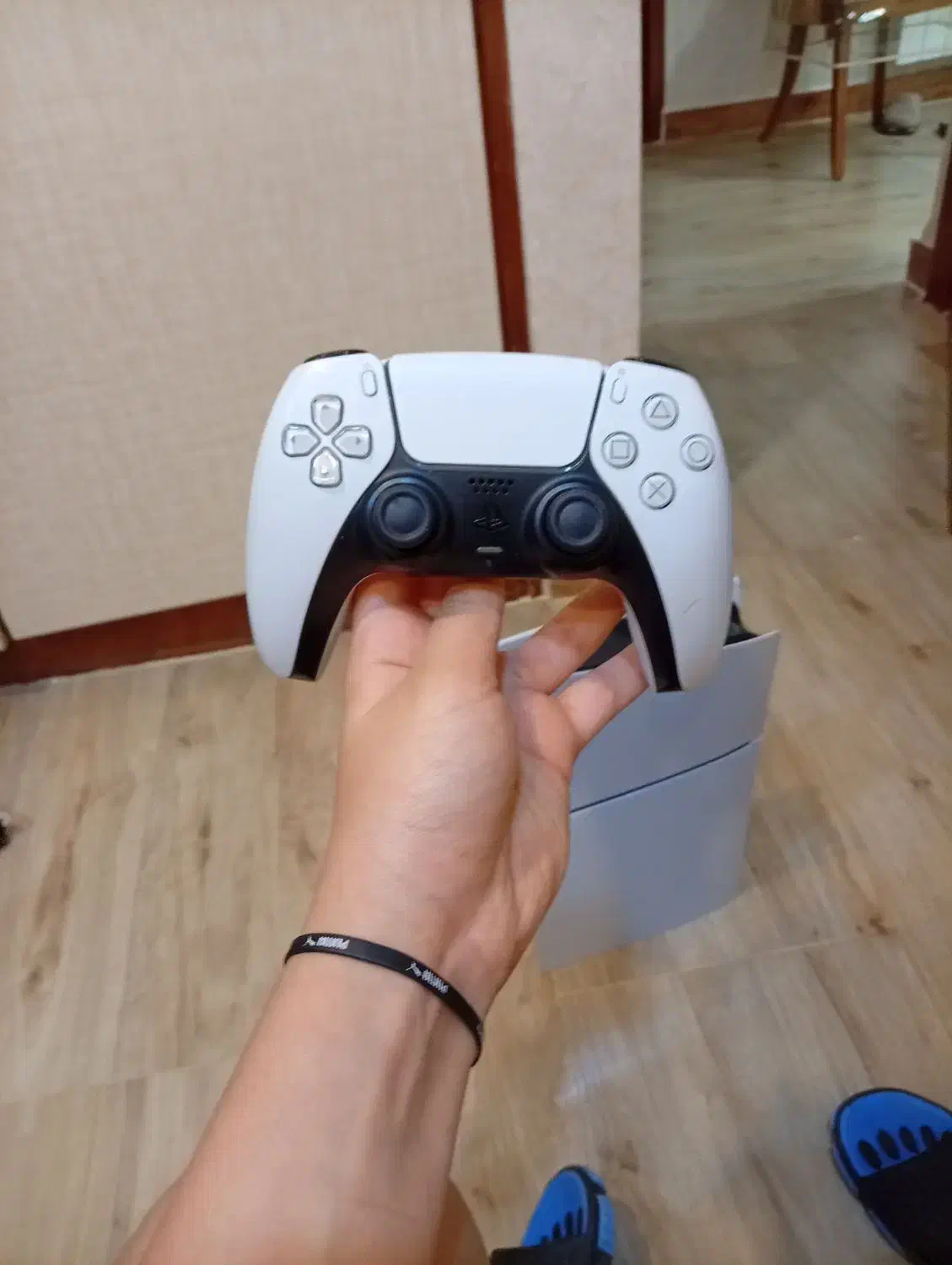 ps5|کنسول، بازی ویدئویی و آنلاین|رشت, معلم|دیوار