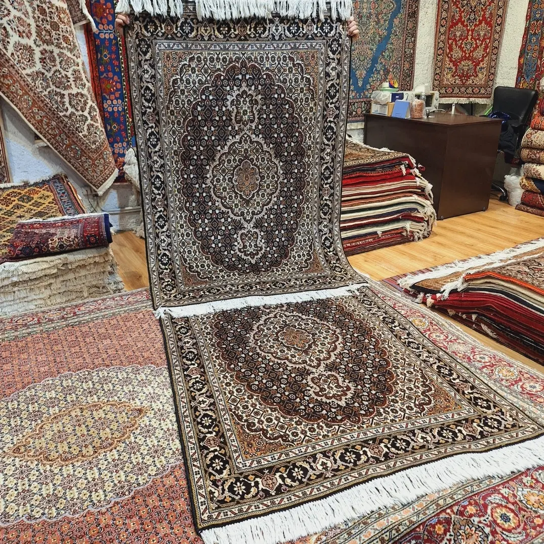 جفت ذرع و نیم دستباف تبریز نقشه ماهی|فرش|تهران, اکباتان|دیوار