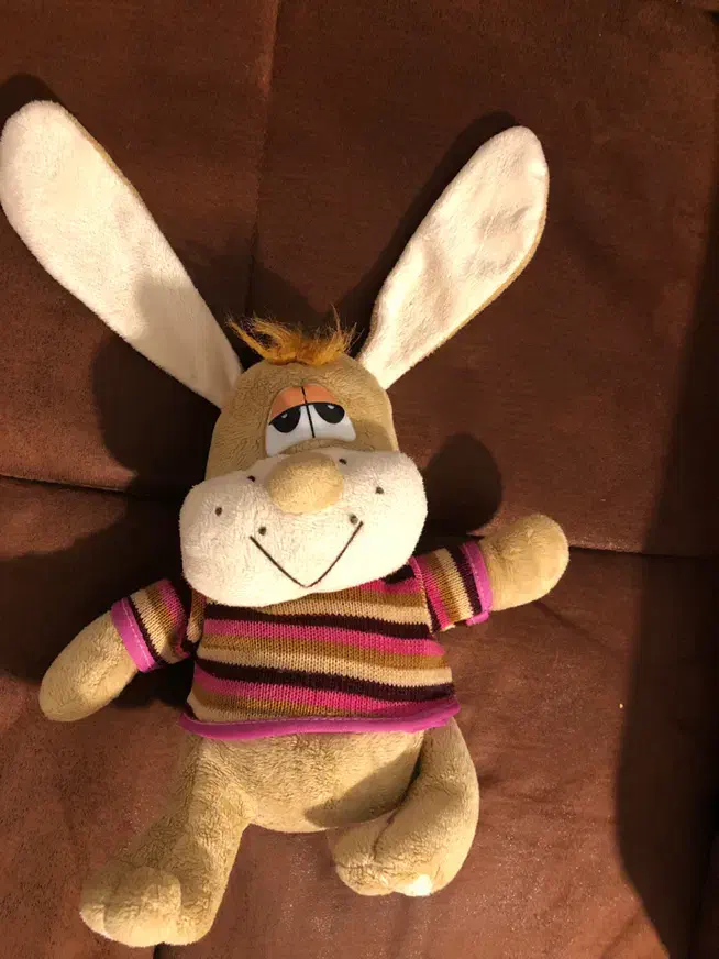 عروسک|اسباب‌‌بازی|اصفهان, بهار آزادی|دیوار