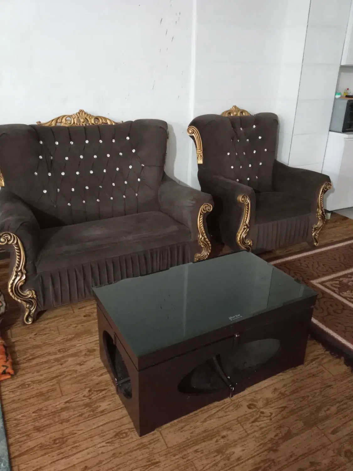 مبل|مبلمان خانگی و میز عسلی|دوگنبدان, |دیوار