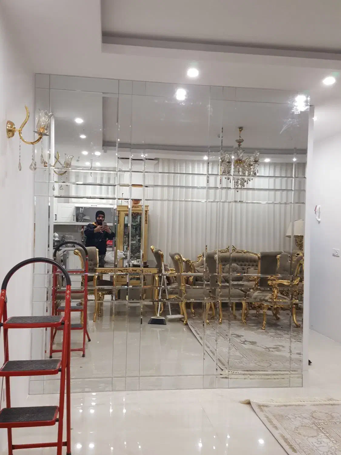 آینه|آینه|مشهد, یاس|دیوار