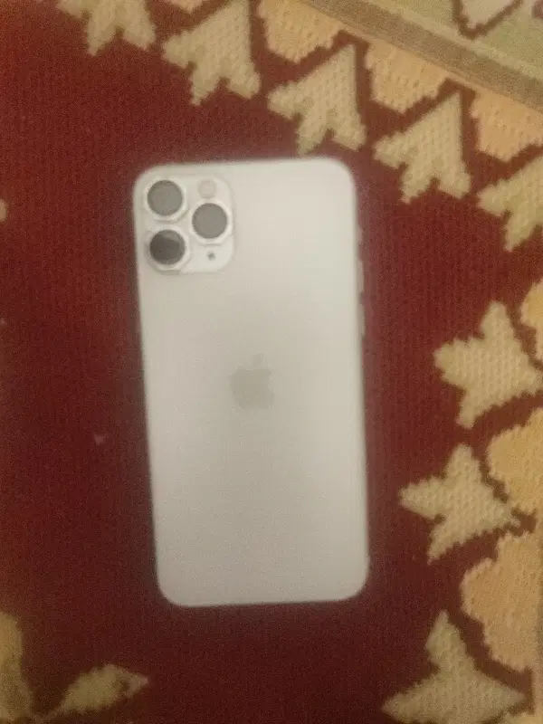iPhone 11 pro|موبایل|زابل, |دیوار