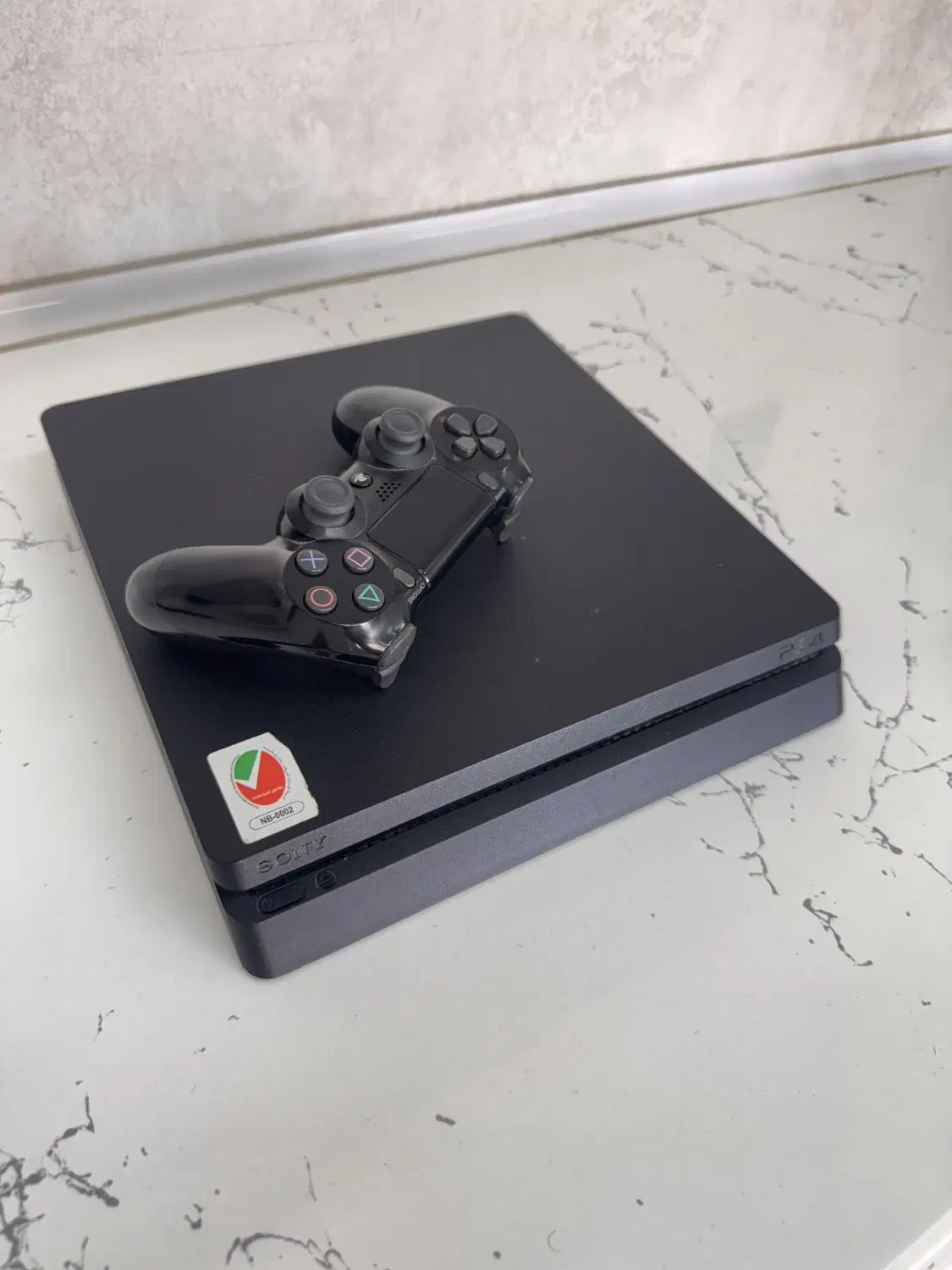 ps4اسلیم 1TB|کنسول، بازی ویدئویی و آنلاین|شیراز, سیاه سنگ|دیوار