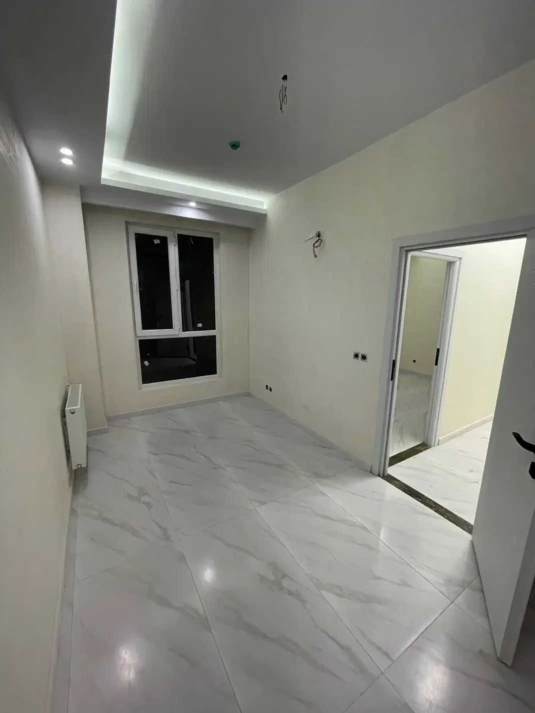 آپارتمان۹۰متری فول امکانات غرق‌نور شریعتی بهار - Widok 5