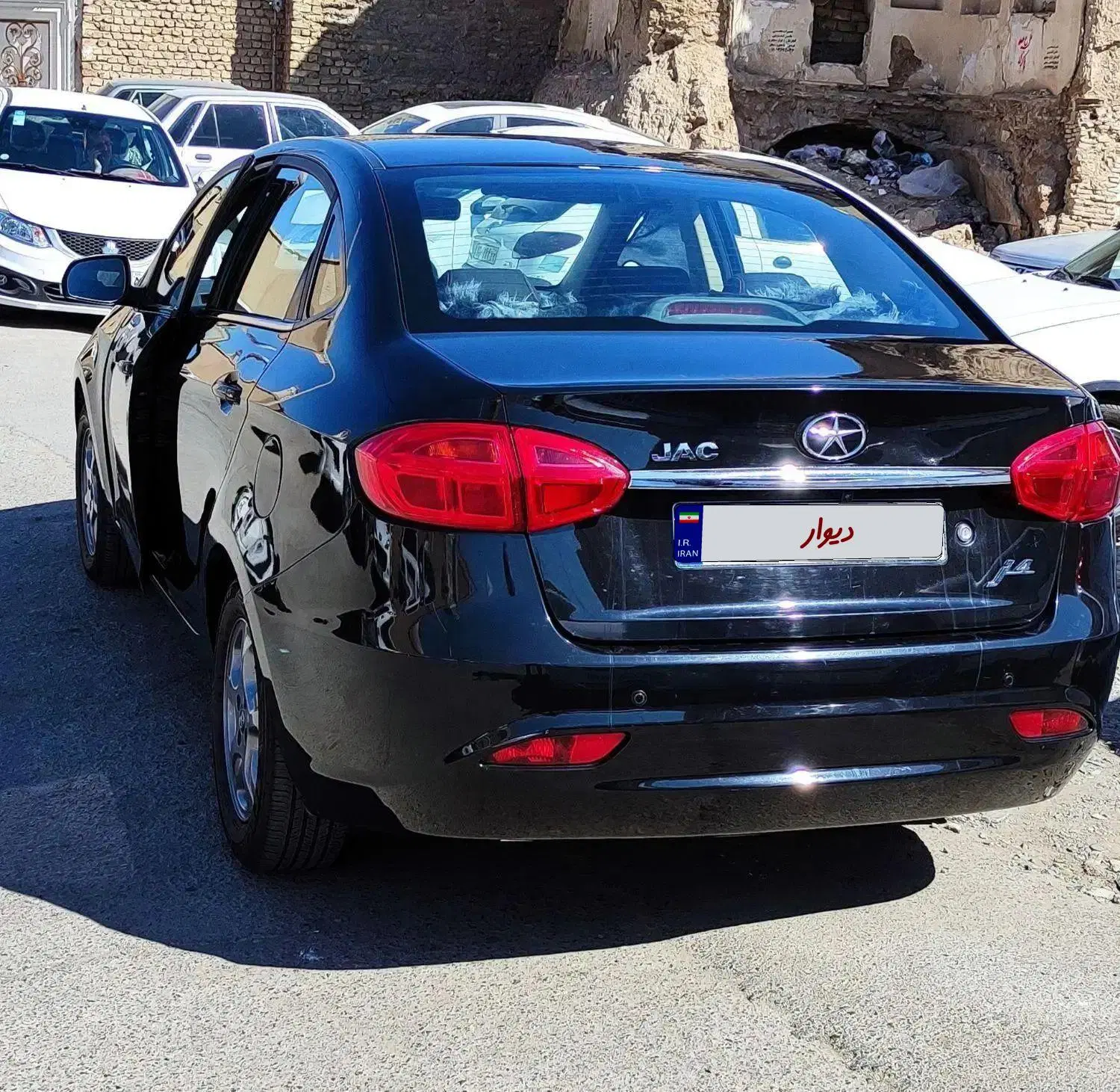 جک j4|خودرو کلاسیک|کاشان, پا نخل|دیوار